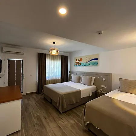 Hotel Gumusluk Hotel 3*