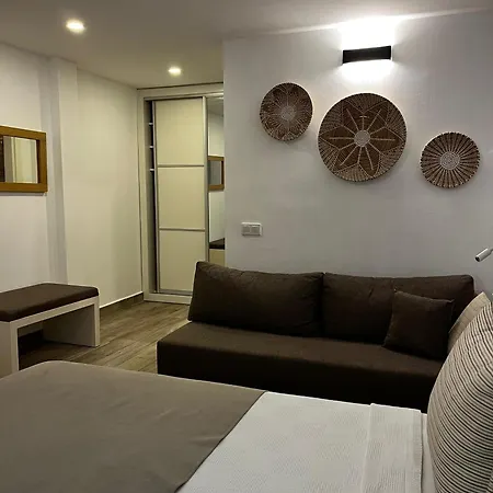 Hotel Gumusluk 3*