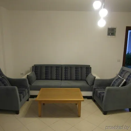 Hotel Gumusluk Отель